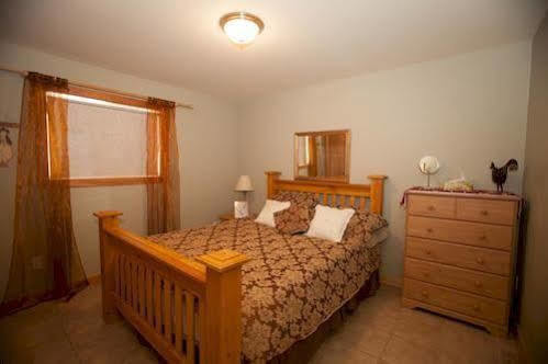 Creekview Court By Apex Accommodations Penticton Luaran gambar